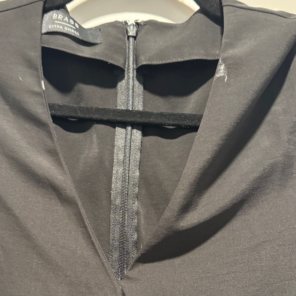 Elegant Black Jumpsuit with Tie Waist - Picture 2 of 2